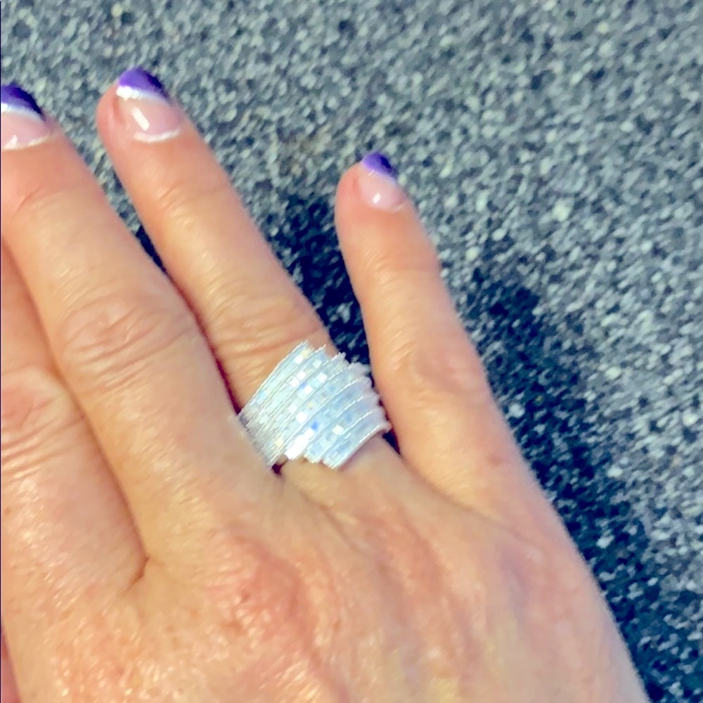 Bella Luce Ring - Picture 10 of 15